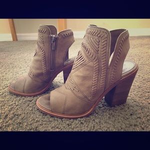 Vince Camuto Karinta Booties- French Taupe